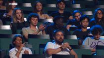 Live In, Rossi ai giovani: 