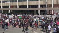 Los Angeles, quarto giorno di proteste contro Trump