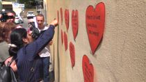 Due anni senza Kata, cuori e lettere per la bambina scomparsa