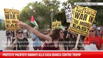 Proteste pacifiste davanti alla Casa Bianca contro Trump