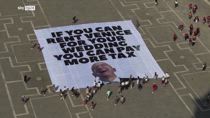 Matrimonio Bezos, striscione attivisti Greenpeace a Venezia