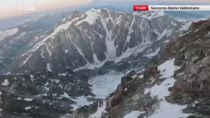 Monte Bianco, recuperato corpo del pilota di parapendio