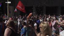 Pride Budapest, decine di migliaia in corteo