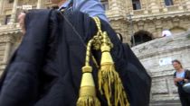 Sicurezza, Governo studia nuove misure per agenti e medici