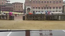 Palio Siena, rinviata prima corsa al 3 luglio per maltempo