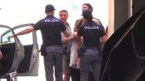 Dramma a Napoli, 77enne uccide fratello 80enne e si suicida