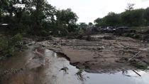 Texas, sale bilancio vittime e si cercano ragazze disperse