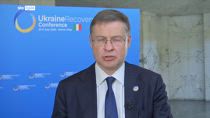 Deficit, Dombrovskis: colloquio con Italia più spese difesa