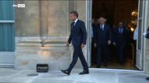 Francia, Bayrou propone abolizione di due festività per risanare bilancio