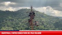 Guatemala, l’antica danza Maya del Palo Volador