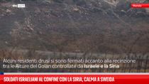 Soldati israeliani al confine con la Siria, calma a Sweida