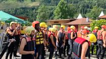 Udinese, allenamento di rafting in ritiro in Austria