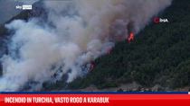 Incendio in Turchia, vasto rogo a Karabuk