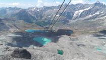 Cervinia, sci estivo sul ghiacciaio del Plateau Rosa