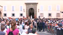 Papa Leone XIV, martedì sera il rientro in Vaticano