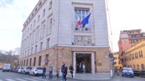 La maggioranza si spacca sulla Commissione Vaccini