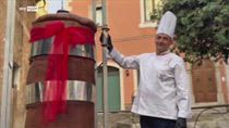 Salerno, presentato il babà più grande del mondo
