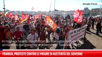 Francia, proteste contro le misure di austerità del governo