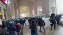 Sciopero generale, scontri a stazione Milano Centrale