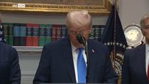 Autismo, Trump: donne in gravidanza non usino farmaco Tylenol
