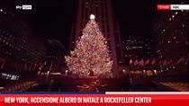 New York, accensione albero di Natale a Rockefeller Center
