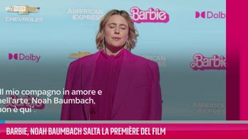 VIDEO Barbie, Noah Baumbach salta la première del film