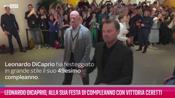 VIDEO Leonardo DiCaprio allo scoperto con Vittoria Ceretti