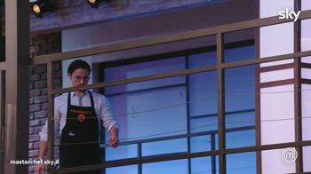 MasterChef Pressure Test ep.11: Aquila sale in balconata
