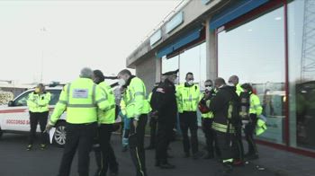 Reazione chimica in piscina, evacuato Forum di Asago
