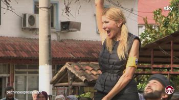 Pechino Express: Fidanzatini Vs Sciacalli