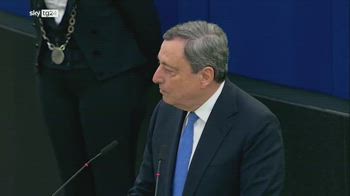 Draghi si prepara a incontrare Biden; Conte: sorpreso da suo mancato passaggio in aula