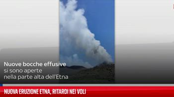 Nuova eruzione Etna, ritardi nei voli