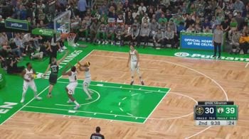 NBA, DeAndre Jordan non riesce a catturare un rimbalzo