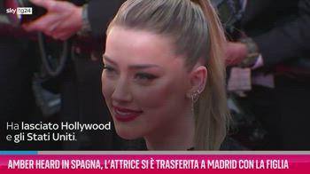 VIDEO Amber Heard si è trasferita a Madrid con la figlia