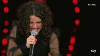 X Factor, la grinta di Lucia Anna non convince i giudici