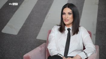 Laura Pausini annuncia il nuovo album Anime Parallele