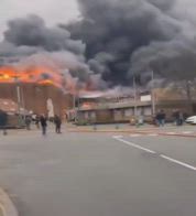 Gravelines-Dunkerque palazzetto in fiamme incendio video