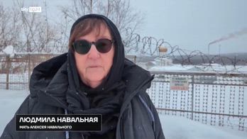 Morte Navalny, la madre: "Ridatemi il suo corpo per seppellirlo con dignit�"