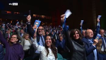 Congresso Forza Italia, Tajani eletto segretario per acclamazione
