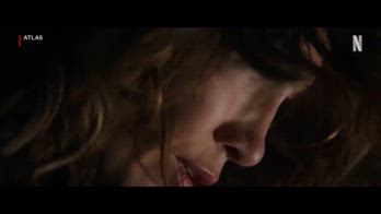 Atlas, Jennifer Lopez trailer del film d'azione Netflix