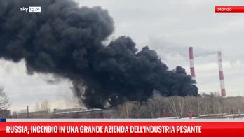 Russia, incendio in una grande azienda dell'industria pesante