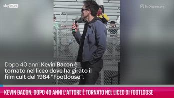 VIDEO Kevin Bacon è tornato nel liceo di Footloose