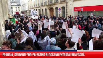 Parigi, studenti occupano università per protesta pro-palestinese