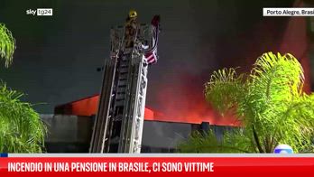 Brasile, in fiamme guesthouse a Porto Alegre: vittime