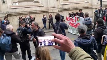 G7 clima Torino, scontri tra manifestanti e polizia