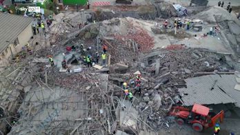 Sudafrica, crollo edificio provoca morti e dispersi
