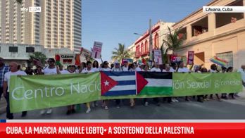 Cuba, la marcia annuale LGBTQ+ a sostegno della Palestina