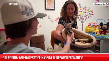 California, animali esotici in visita al reparto pediatrico