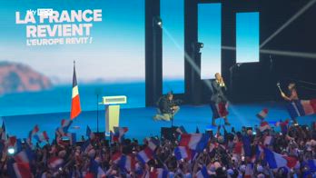 A Parigi l’ultimo meeting dell’estrema destra di Bardella per le europee