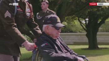 D-Day, l'arrivo in Normandia dei veterani dello sbarco